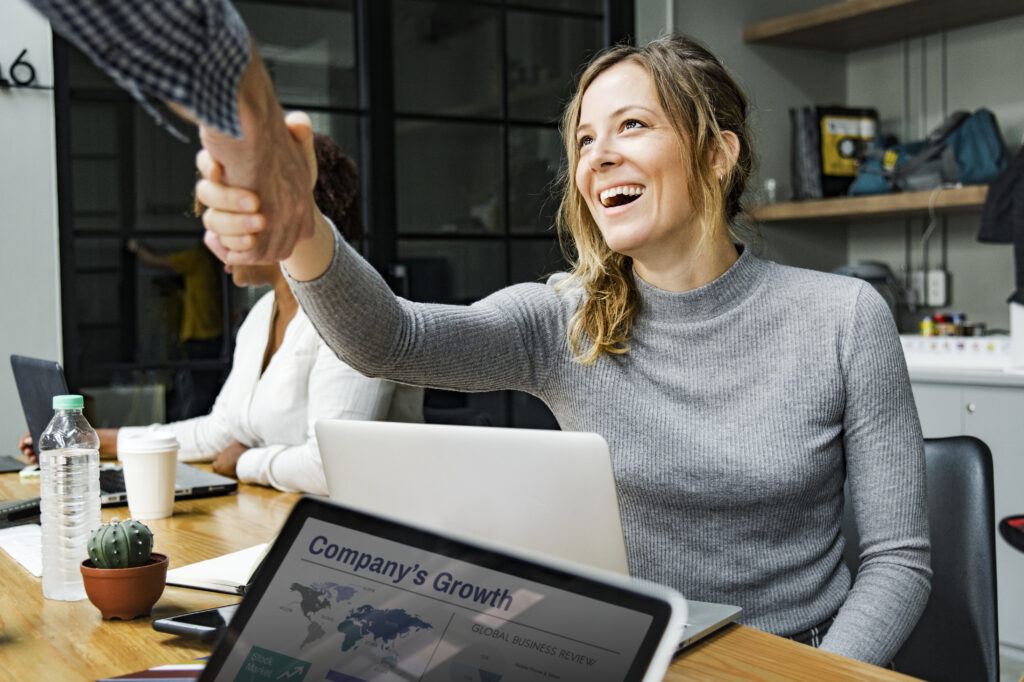 Growth Hacking Ético Como Crescer Rápido sem Prejudicar a Experiência do Cliente