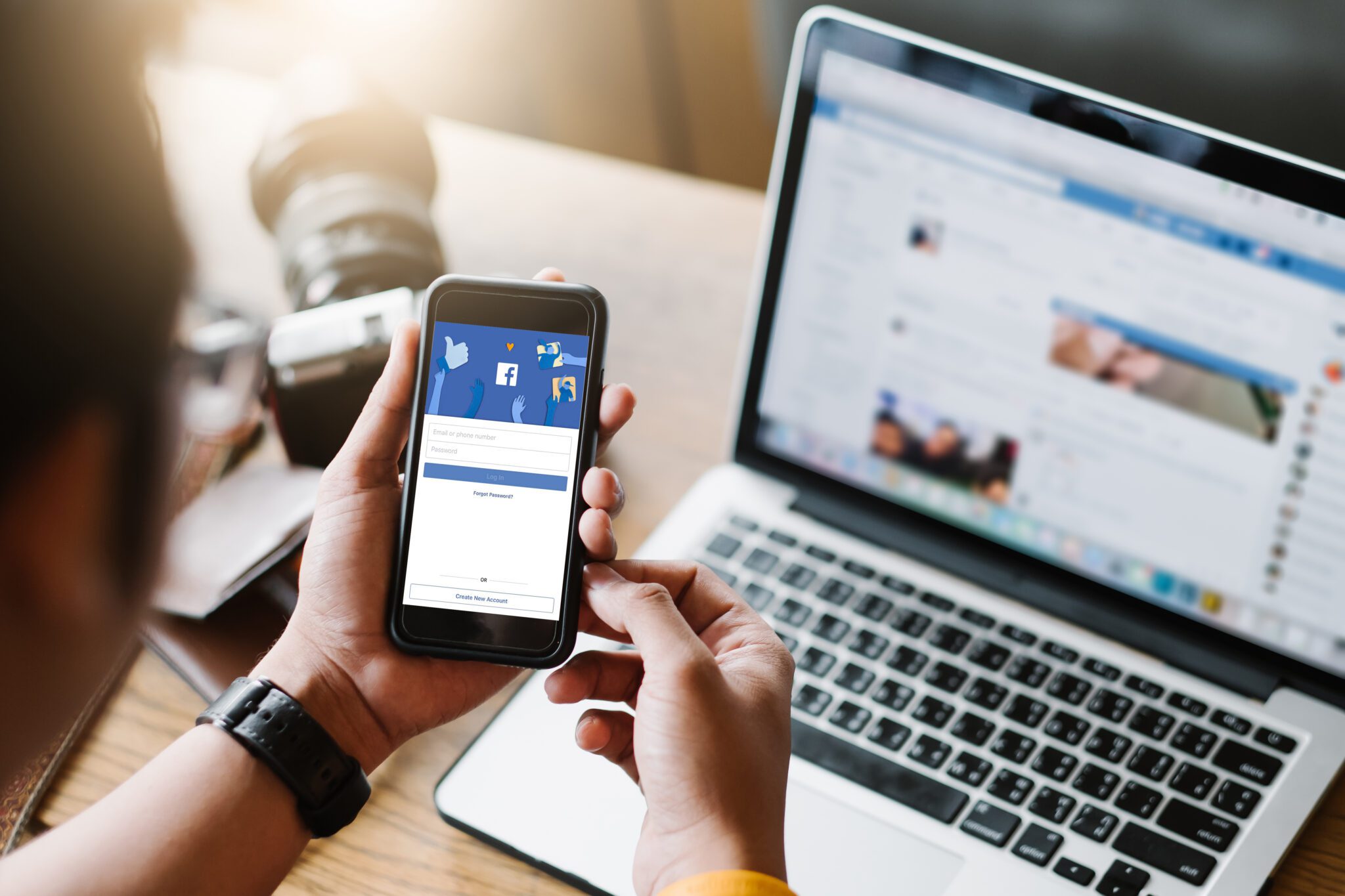 anúncios no Google e no Facebook